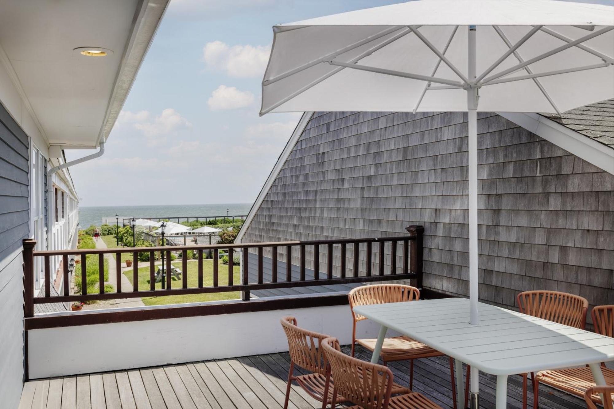 Riviera South Yarmouth